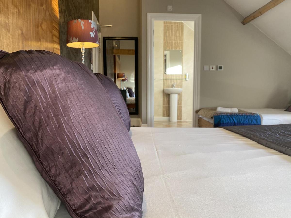 Number One Hundred Bed And Breakfast Кардифф Экстерьер фото